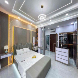 Bán nhà 1 trệt 2 lầu hướng Đông Nam- Kdc Hồng Loan