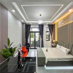 Bán nhà 1 trệt 2 lầu hướng Đông Nam- Kdc Hồng Loan