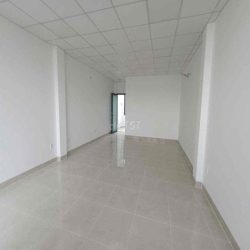 Cho Thuê 2 căn Mặt Tiền Liền Kề Đường Lê Văn Chí, P. Linh Trung