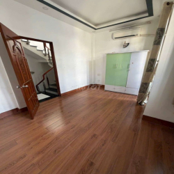Cho thuê nguyên căn sạch đẹp, 3pn 5wc, hxh Đường Quang Trung p8 Gò vấp