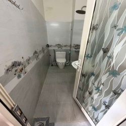Cho thuê nguyên căn sạch đẹp, 3pn 5wc, hxh Đường Quang Trung p8 Gò vấp