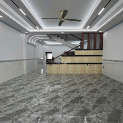 Cho thuê nhà 2 lầu 4PN nguyên căn giá 9tr Kcn Nam Tân Uyên mở rộng