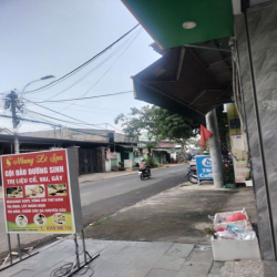 nhà xưởng mặt tiền gần chợ XTT tiện buôn bán kinh doanh