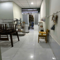 NHÀ HẺM ÔTÔ ĐƯỜNG BÀN CỜ KV AN NINH NGÂY TRƯỜNG HỌC MẦM NON 