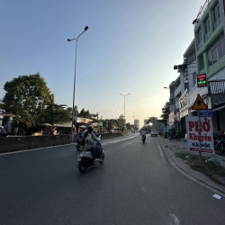 Cho thuê kho mặt tiền Bưng Ông Thoàn quận 9 cũ