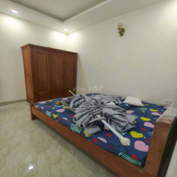 Nhà TM DV Phú Mỹ 3 phòng ngủ có nội thất