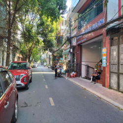 Văn phòng cho thuê gần sân bay T3,,105m2.lê văn huân.p13.tân bình