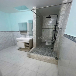 cho thuê nguyên căn hà tôn huyền Q11