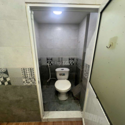 cho thuê nguyên căn hà tôn huyền Q11