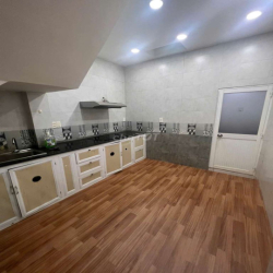 cho thuê nguyên căn hà tôn huyền Q11