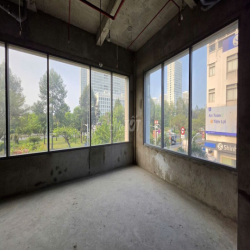 Cho thuê shophouse Urban Hill - Phú Mỹ Hưng, căn góc 2 mặt tiền, 236m2