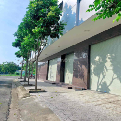 góc 2 mặt tiền đường 30m thông đỗ xuân Hợp và Dương Đình Hội