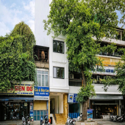 Cho thuê văn phòng 6,8 triệu/tháng, 70m², full bàn ghế, mặt phố