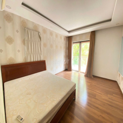 Melosa Biệt thự song lập 8x18m2, 4 phòng, 4wc, sân vườn, giá ***