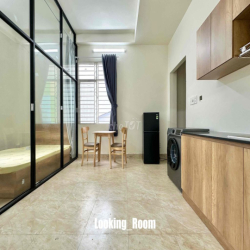 2 PHÒNG NGỦ 1 PHÒNG KHÁCH NHIỀU CỬA SỔ TRỜI GẦN GÒ DẦU - LBB