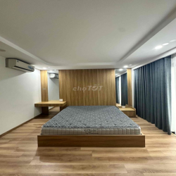 cho thuê nhà Vương Thừa Vũ( kinh doanh. thang máy). S:40m.7T. 25 tr/T