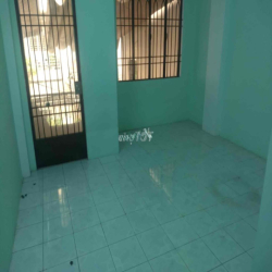 NHÀ HẺM XE HƠI 4X17M2 GÀN CẦU VƯỢT 3/2 TIỆN Ở VÀ KINH DOANH