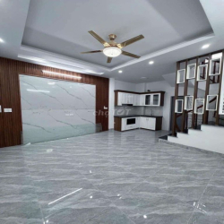 🔥 HiếNhà Nguyên Căn 5 Tầng Thanh Am-3PN, Đầy Đủ Đồ, Giá Chỉ 7,5 Triệu