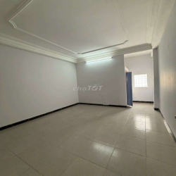 NHÀ NC MT ĐƯỜNG 3,5x22 L 2 LẦU TRƯỜNG CHINH p12 tân bình
