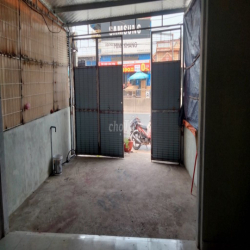 Cho thuê nhà mặt tiền QL10 đầy đủ sinh hoạt và buôn bán