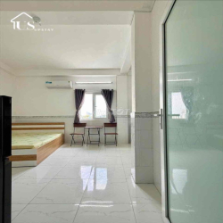NGAY HẺM 979 HOÀNG SA QUẬN 3_THANG MAY_HẦM XE chỉ 5xxx