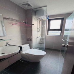 Cho thuê căn góc 2pn,2wc Bcons City full nội thất