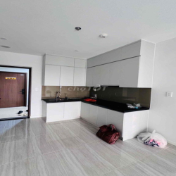 Cho thuê căn góc 2pn,2wc Bcons City full nội thất