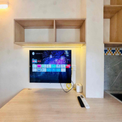 Phòng đơn đủ đồ view thẳng cầu Nhật Tân, cạnh thung lũng hoa Hồ Tây