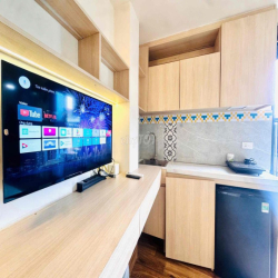 Phòng đơn đủ đồ view thẳng cầu Nhật Tân, cạnh thung lũng hoa Hồ Tây