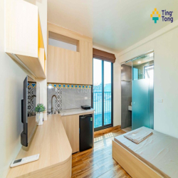 Phòng đơn đủ đồ view thẳng cầu Nhật Tân, cạnh thung lũng hoa Hồ Tây