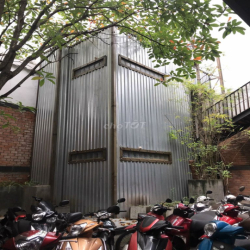 CHO THUÊ MẶT TIỀN LỚN TRUNG TÂM Q1
