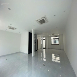 Nhà phố Vinhomes Diện tích lớn 144m² Thang máy nhà mới hoàn thiện