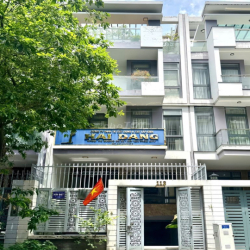 Văn Phòng 2 Tầng Riêng Biệt Tại Vạn Phúc | 6x17m | Hầm Xe.
