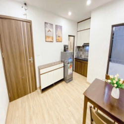 CHÍNH CHỦ CHO THUÊ PHÒNG CẦU GIẤY 1K1N, CÓ THANG MÁY, CÓ BAN CÔNG