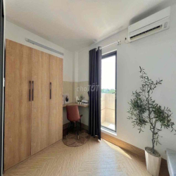 CHDV 1PN Ban Công Ngay Sân Bay Tân Sơn Nhất - Full Nội Thất