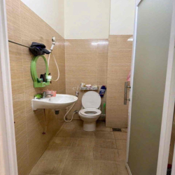 nhà 3 tầng 4pn 3wc gần trường Kim Đồng Liên Khu 4 5