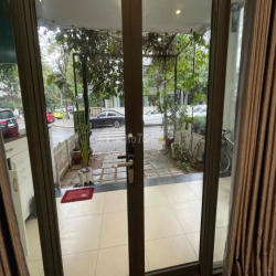 Mình chính chủ cho thuê căn lk ở Vinhomes Thăng Long