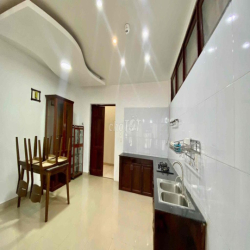 NHÀ PHỐ 5PN ĐƯỜNG SỐ PHẠM HỮU LẦU