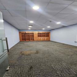 Cho thuê văn phòng 70m2 tại 163 Nguyễn Văn Trỗi Phú Nhuận giá 16usd/m2