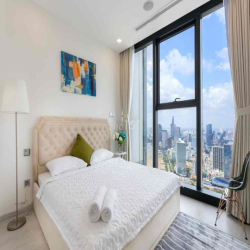 Cho Thuê Căn hộ 2PN 82m2 Vinhomes Golden River Bason Q1