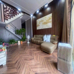 chuyển nơi sống cần bán nhà