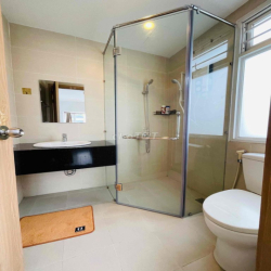 CHO THUÊ CĂN HỘ 2PN2WC 70m2 19tr và 1PN1WC 50m2 -13.5tr Cao Thắng Q10