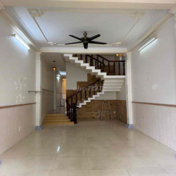 ⚜️MT KHU HỌ LÊ , 4 X 19M  , 2 LẦU SÂN THƯỢNG , DTSD 200M2 ⚜️