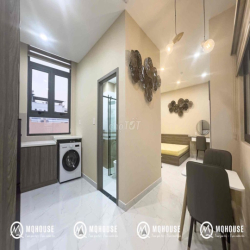 CHDV full nội thất tách bếp ban công, cửa sổ máy giặt riêng