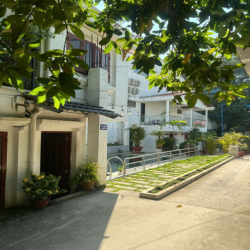 Cho thuê nhà trọ cao cấp Tại Bình Chiểu Thủ Đức - Có sân đậu xe ô tô