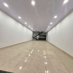 Cho thuê nhà Mặt Phố Trần Điền DT 55m2 x 2 tầng. có vỉa hè, 16 triệu.