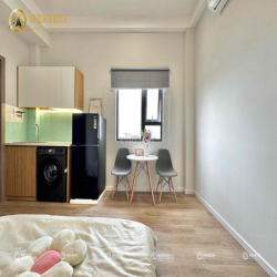 Cho thuê căn hộ ban công, studio, full NT mới, máy giặt riêng gần Aeon
