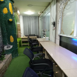 VĂN PHÒNG 25M2 NGAY KHU BIỆT THỰ CHU VĂN AN