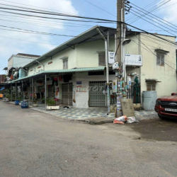 Nhà gần ngã tư 550, phường Tân Đông  Dĩ An