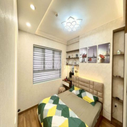 Q7 RIVERSIDE NHÀ MỚI ĐẸP 2PN 9TR CÓ MÁY LẠNH, FULL 11.5TR (CHỦ THÂN)